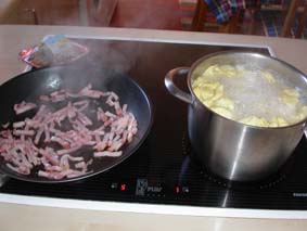 Lunchdags, tortellino med bacon
